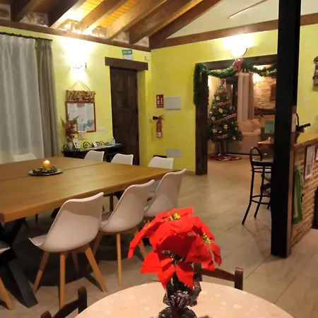 Casa Entre Hoces10-12paxjardín Y Barbacoa Casa de Férias Fuentemizarra