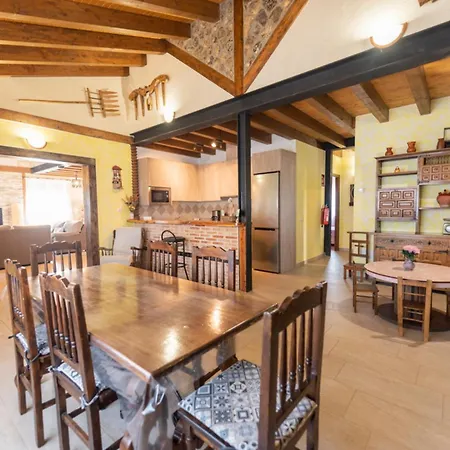 Casa Entre Hoces10-12paxjardin Y Barbacoa Holiday home