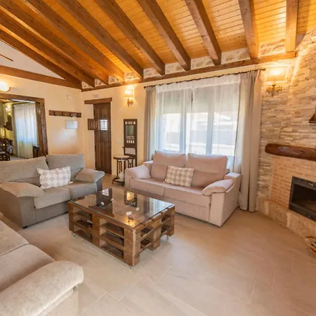 Casa Entre Hoces10-12paxjardin Y Barbacoa Holiday home Fuentemizarra