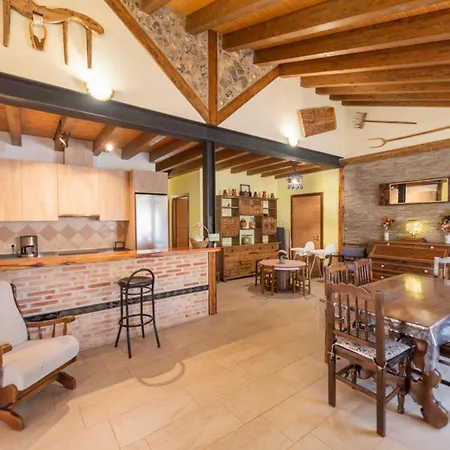 Casa Entre Hoces10-12paxjardín Y Barbacoa Casa de Férias