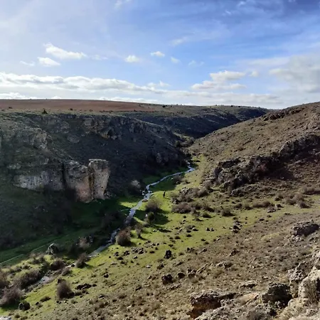 Casa Entre Hoces10-12paxjardín Y Barbacoa * Fuentemizarra