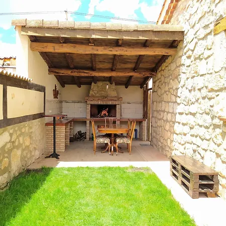 Casa de Férias Casa Entre Hoces10-12paxjardín Y Barbacoa