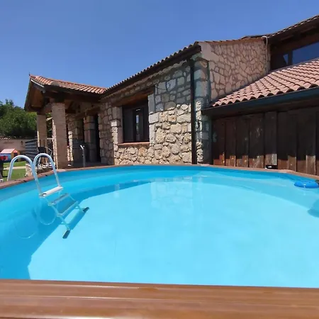 Casa Entre Hoces10-12paxjardin Y Barbacoa 펜션