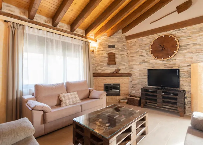 Casa Entre Hoces10-12paxjardín Y Barbacoa Сasa de vacaciones *