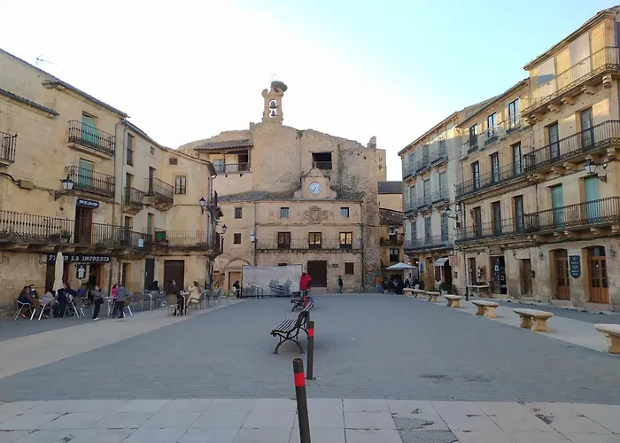 Сasa de vacaciones Casa Entre Hoces10-12paxjardín Y Barbacoa Fuentemizarra