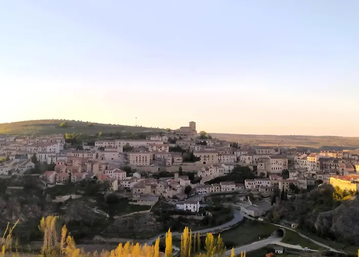Casa Entre Hoces10-12paxjardín Y Barbacoa Fuentemizarra