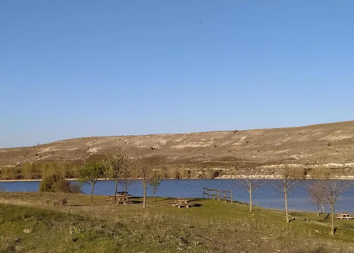 Сasa de vacaciones Casa Entre Hoces10-12paxjardín Y Barbacoa *