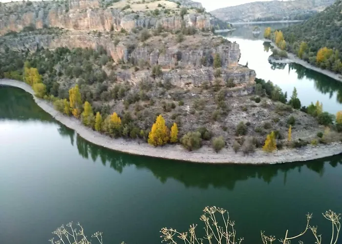 Casa Entre Hoces10-12paxjardín Y Barbacoa Сasa de vacaciones Fuentemizarra