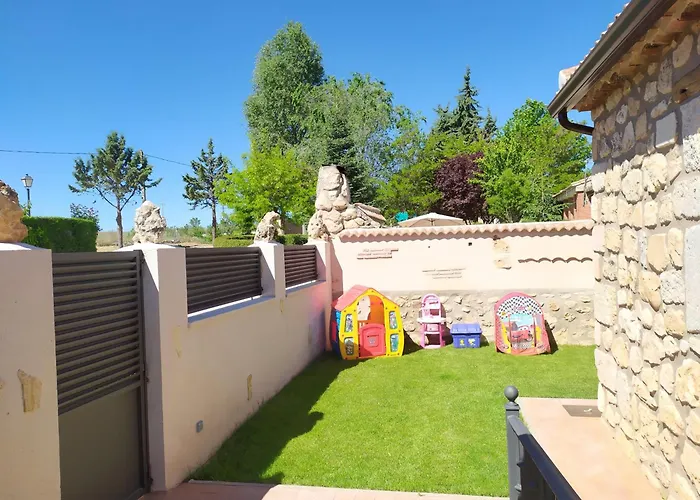 Casa Entre Hoces10-12paxjardín Y Barbacoa Fuentemizarra